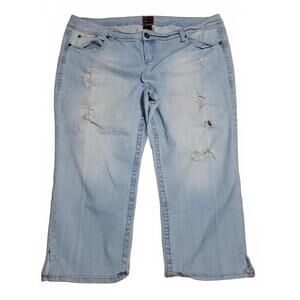 Torrid Light Wash Vintage Denim Distressed Relaxed Jeans Plus Size 26